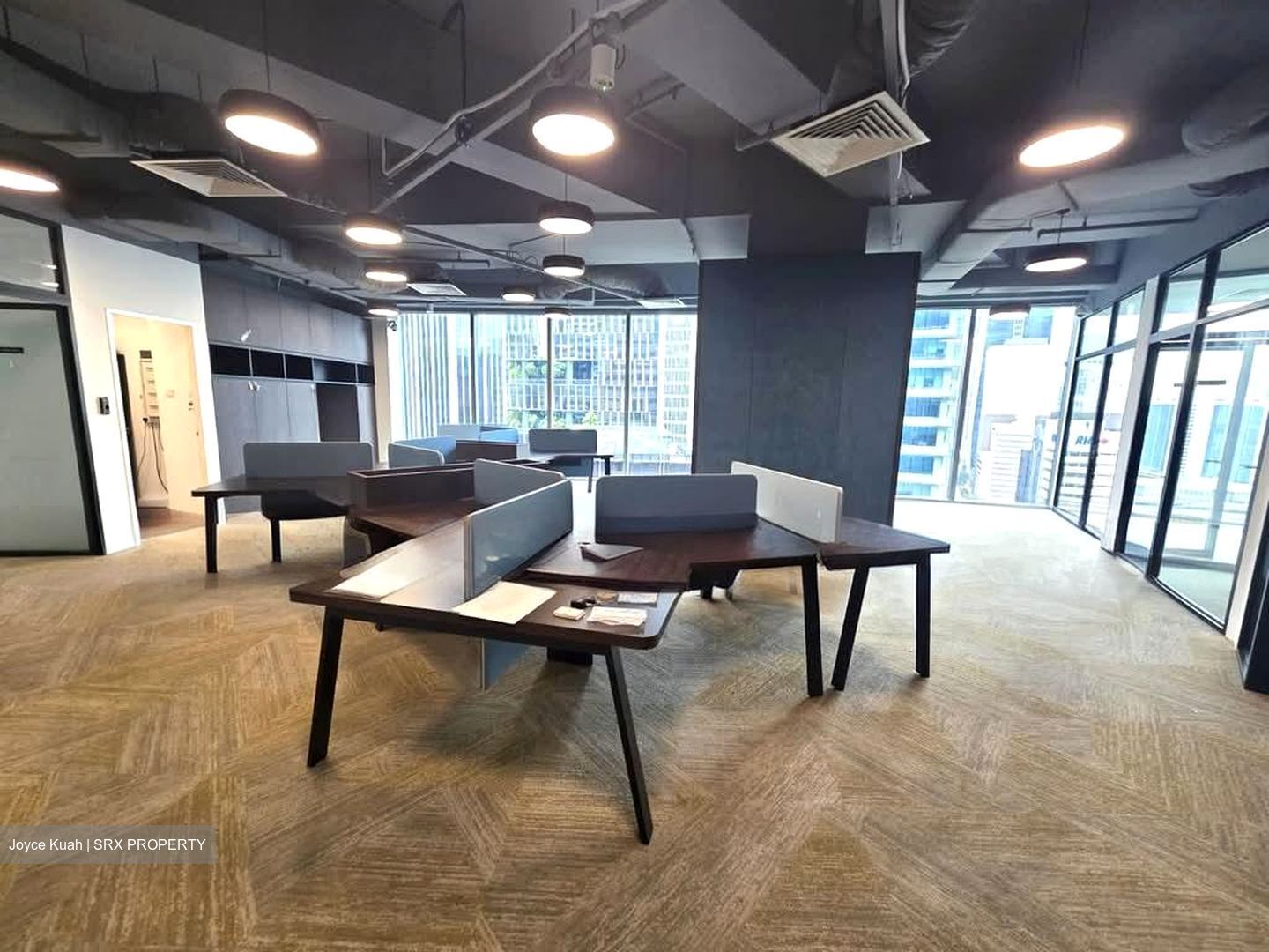 PLUS (D1), Office #564599841